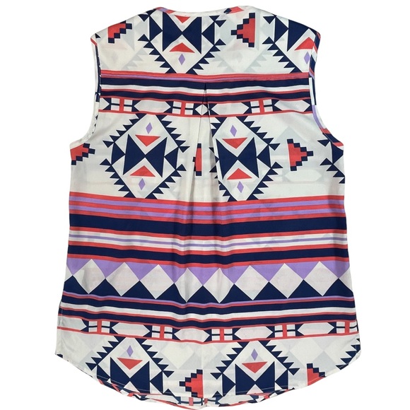 Size small-medium cute, thin, colorful Aztec design top, split neck, curved hem - Picture 8 of 11